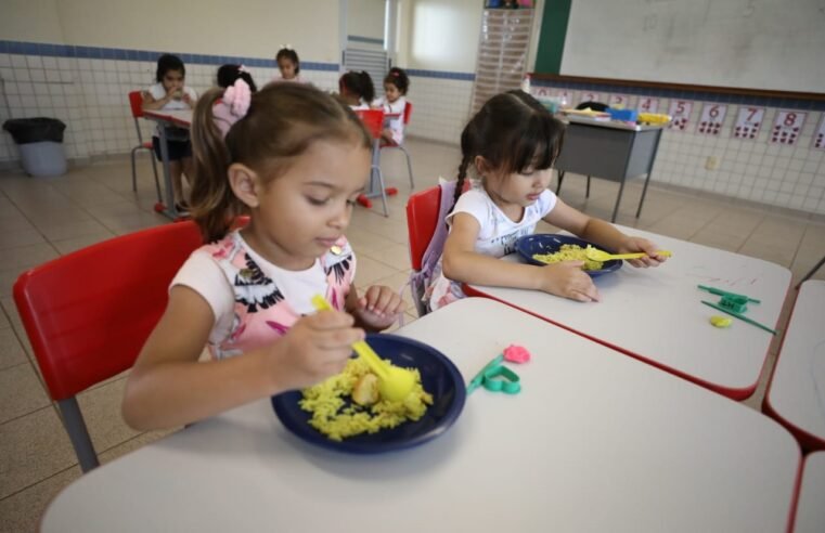 GDF entrega Escola Classe 26 de Setembro e anuncia 1,8 mil monitores