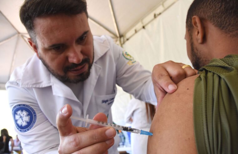 Escolas recebem 3,6 mil doses de vacinas em fase inicial de ação