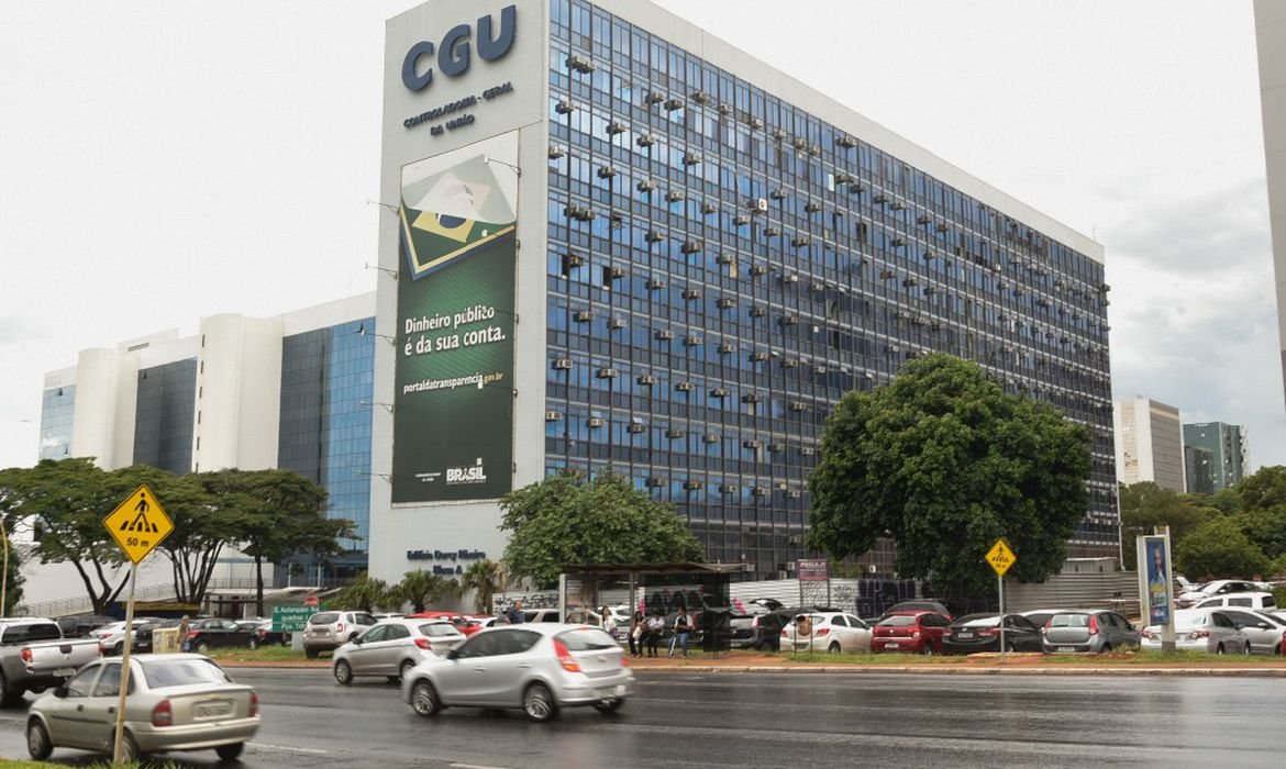 CGU encontra distorções contábeis de R$ 202 bi