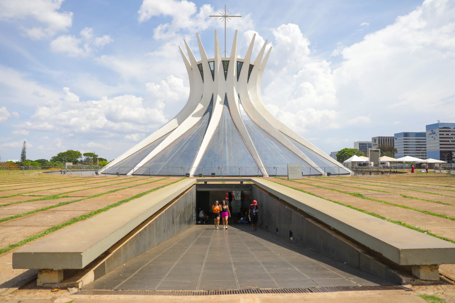 Esplanada interditada nesta quinta para a Festa de Nossa Senhora Aparecida