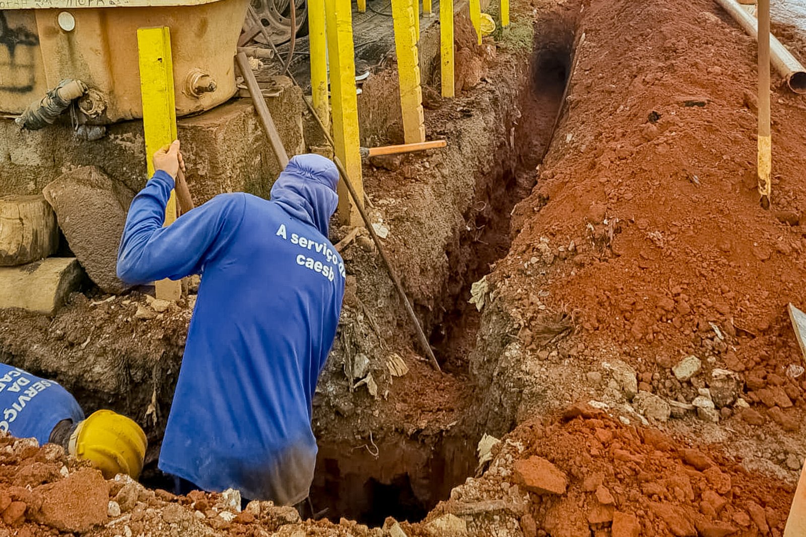 Investimento de R$ 1 milhão levará água e esgoto a 300 lotes na Estrutural