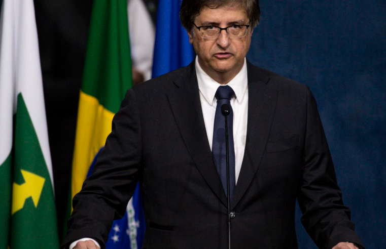 Ao tomar posse, Gonet diz que MP é técnico e não busca holofotes
