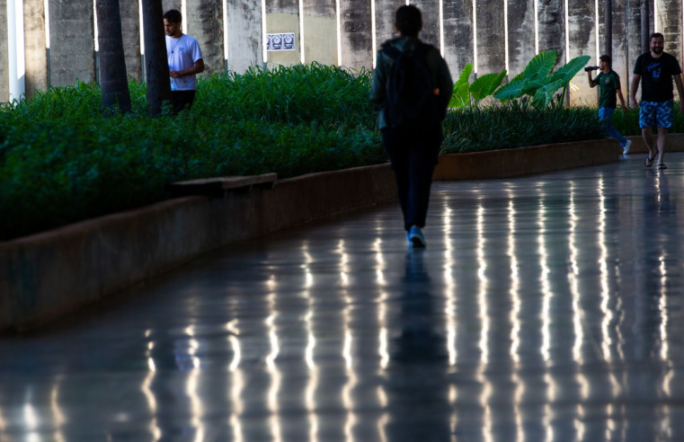 UnB inicia inscrição de vestibular para idosos depois do Natal