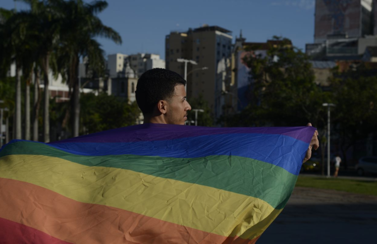 Casamentos homoafetivos no Brasil aumentam 149% em nove anos