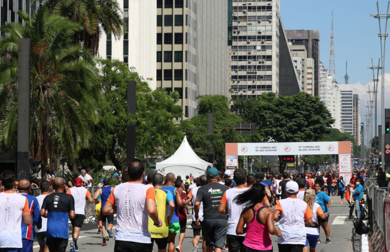 Tradicional corrida de São Silvestre reúne 35 mil atletas em SP