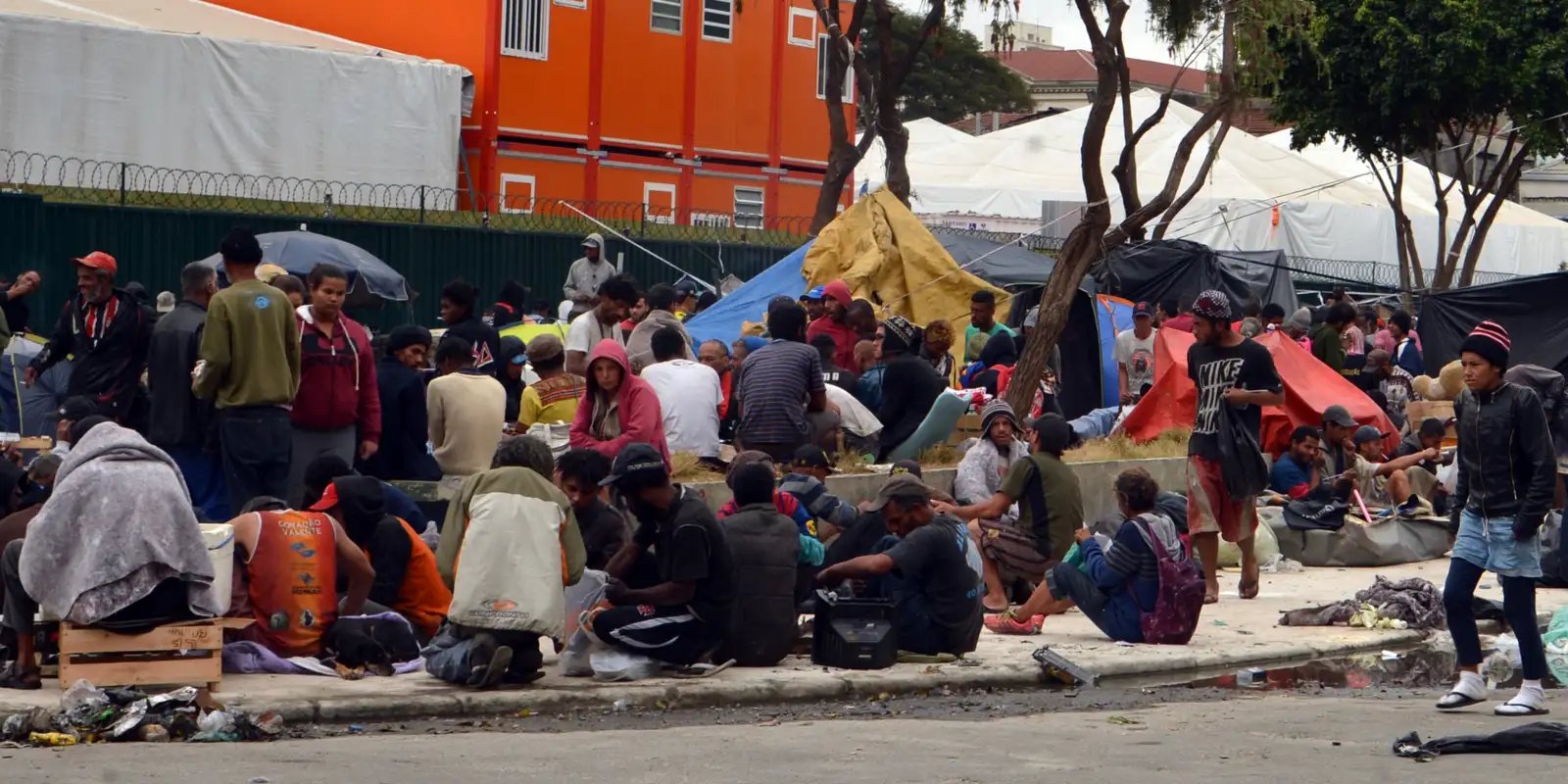 Delegacia especializada e prisões não resolvem Cracolândia