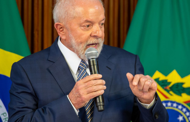 Lula reforça importância da memória para garantir democracia