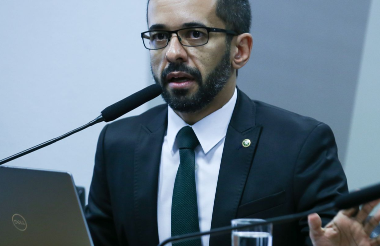 Decreto oficializa Leonardo Magalhães como defensor público-geral