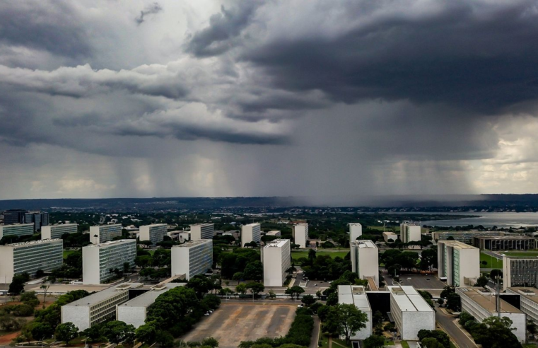 Governo divulga hoje mais informações sobre o Enem dos concursos