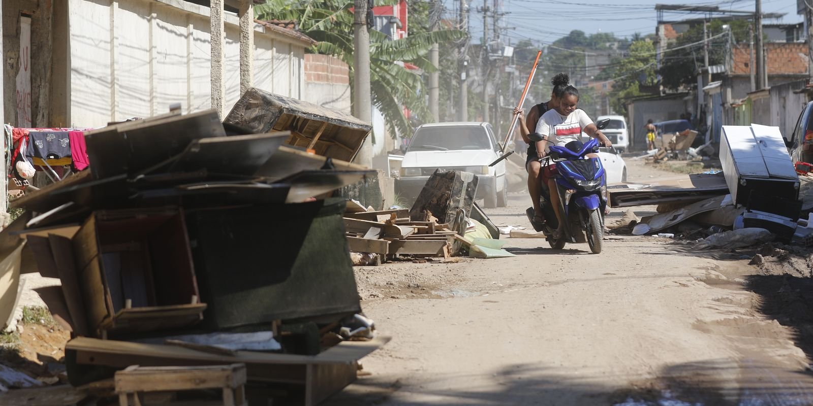 Chuvas: estado do Rio tem mais de 9 mil desalojados e 300 desabrigados