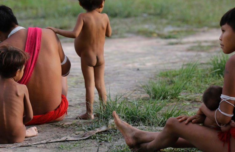 Forças Armadas levarão 15 mil cestas de alimentos aos Yanomami