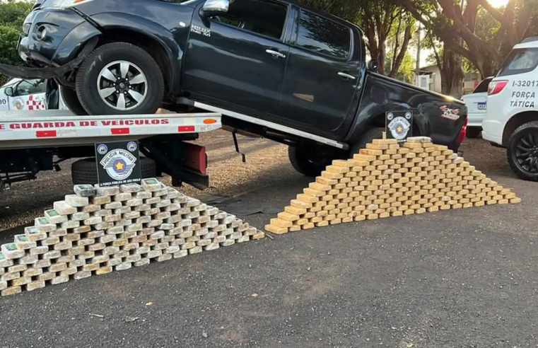 Policial rodoviário federal é preso na SP-270 por transportar cocaína