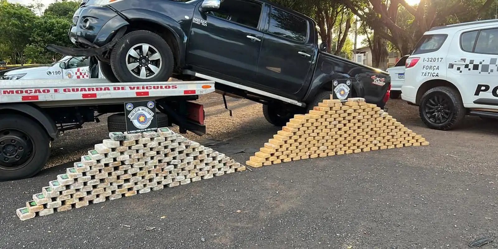 Policial rodoviário federal é preso na SP-270 por transportar cocaína