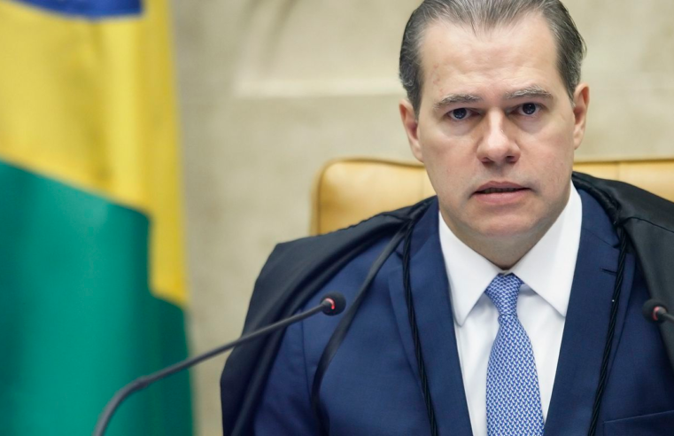 Dias Toffoli faz cirurgia para corrigir hérnia, em São Paulo