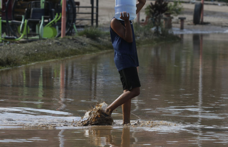 Temporais afetam cerca de 100 mil pessoas no Rio