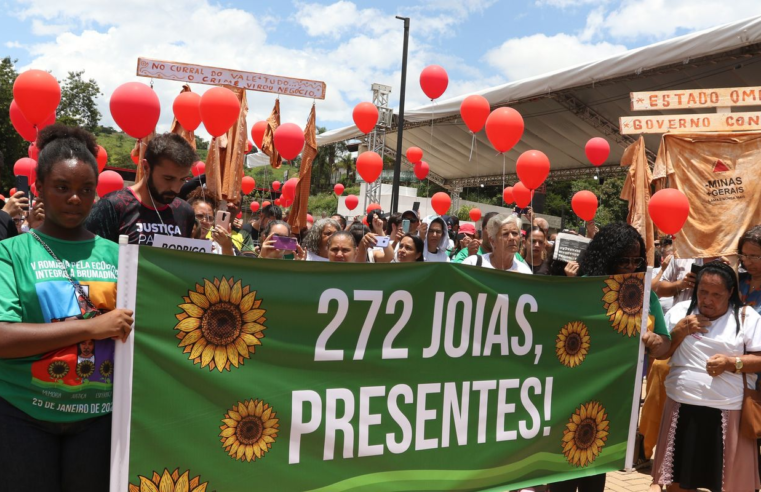 Após 5 anos, ato em Brumadinho homenageia vítimas e critica acordo