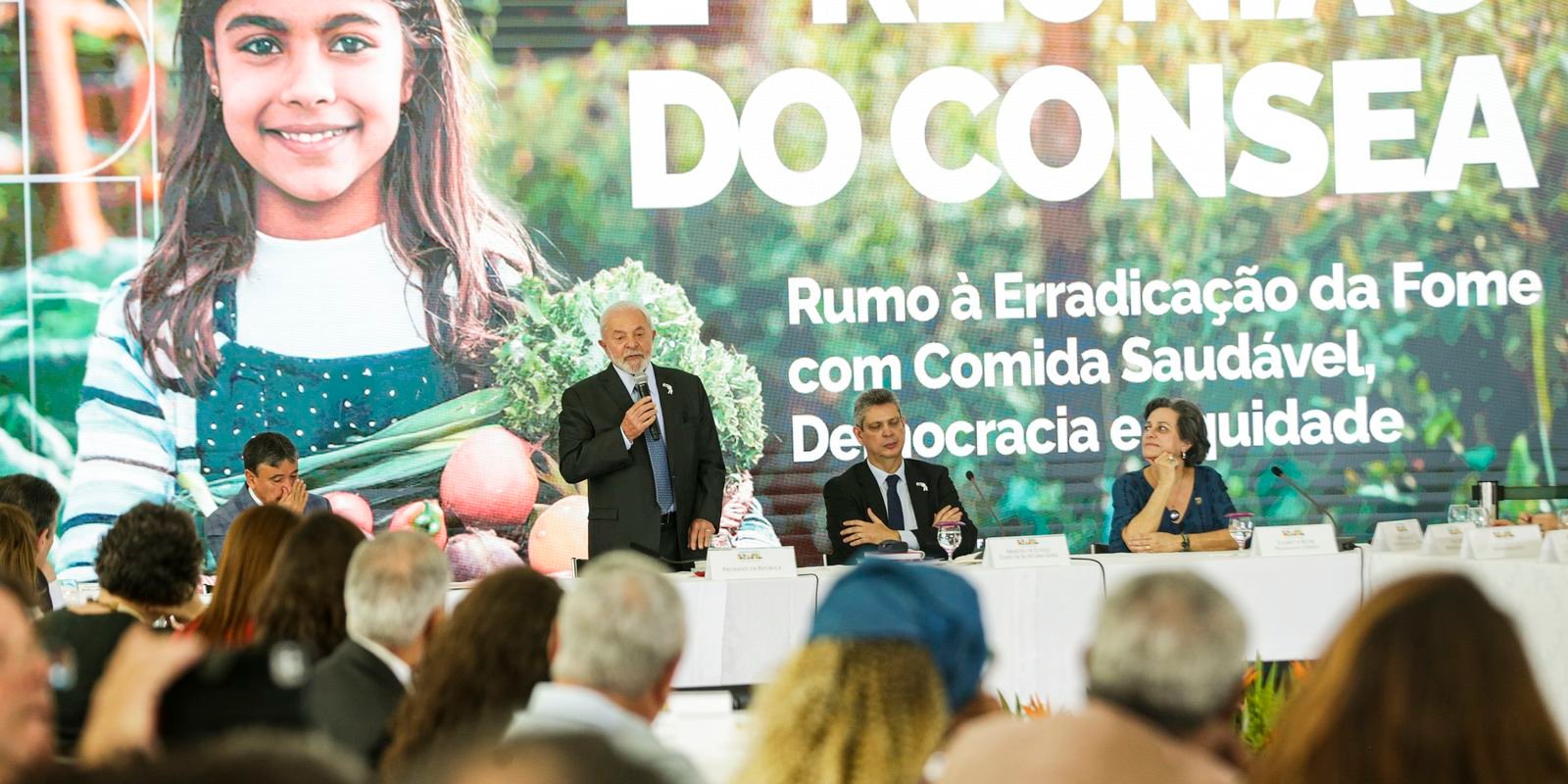 Lula regulamenta iniciativas para melhorar o acesso à alimentação