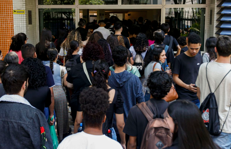Estudantes podem consultar Pé-de-Meia a partir de quarta-feira