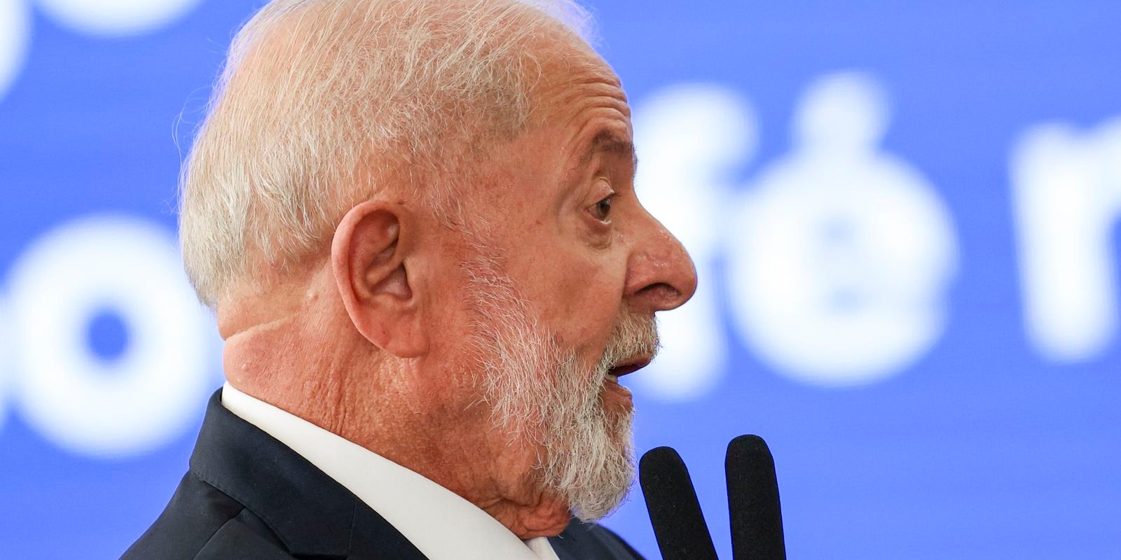 Lula anuncia inclusão de 1,2 milhão de alunos no Pé-de-Meia
