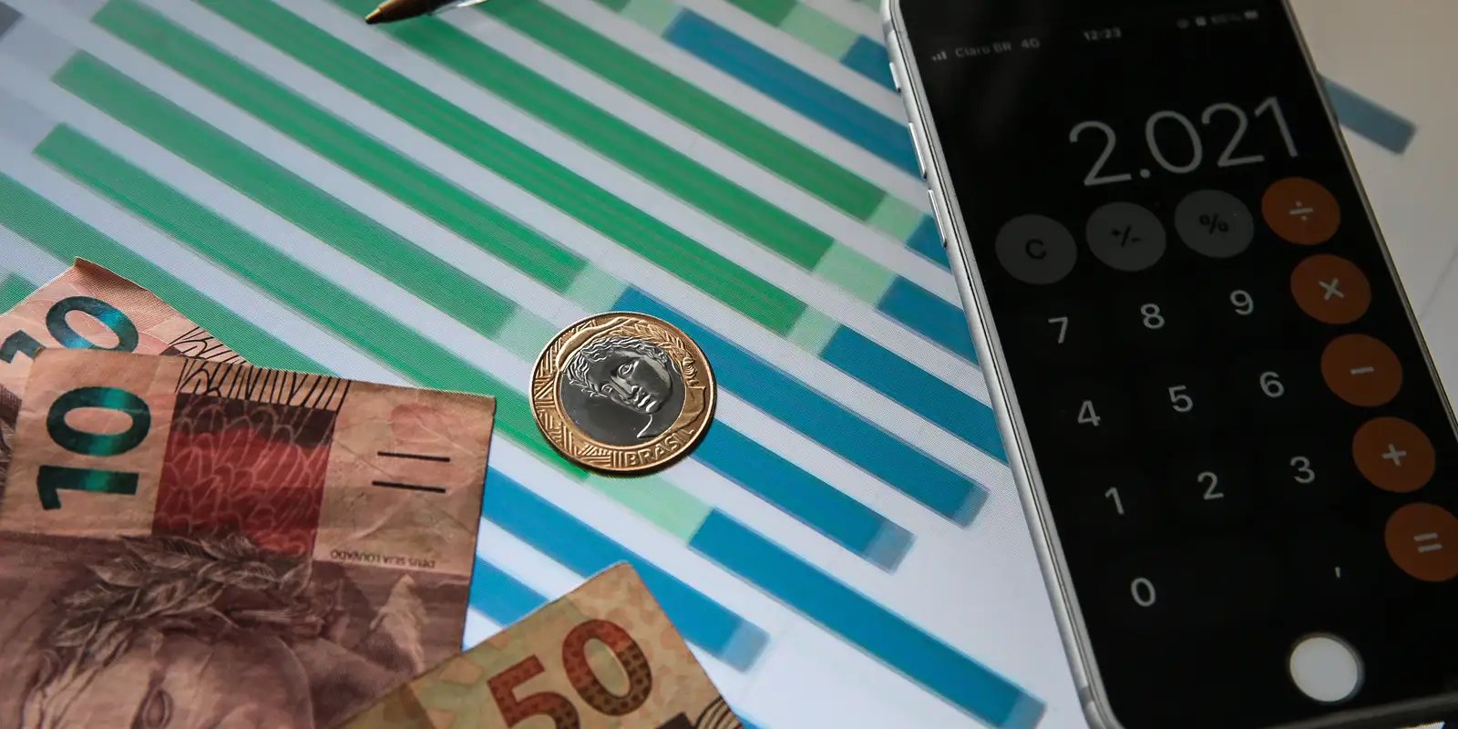 Mercado reduz projeção de inflação e prevê crescimento da economia