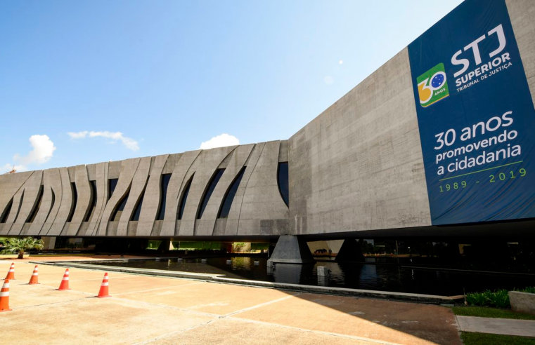 STJ autoriza faculdade a cobrar mensalidade maior de alunos calouros