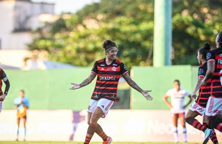 Cristiane marca dois e Fla vence Flu por 3 a 1 no Brasileiro Feminino