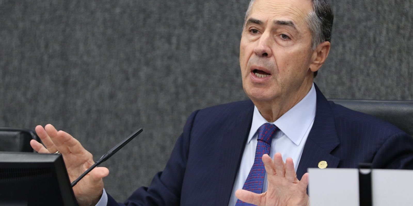 Barroso: inteligência artificial poderá escrever sentenças "em breve"
