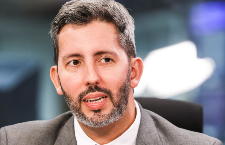 TSE derruba decisão que deixou Grass inelegível por oito anos