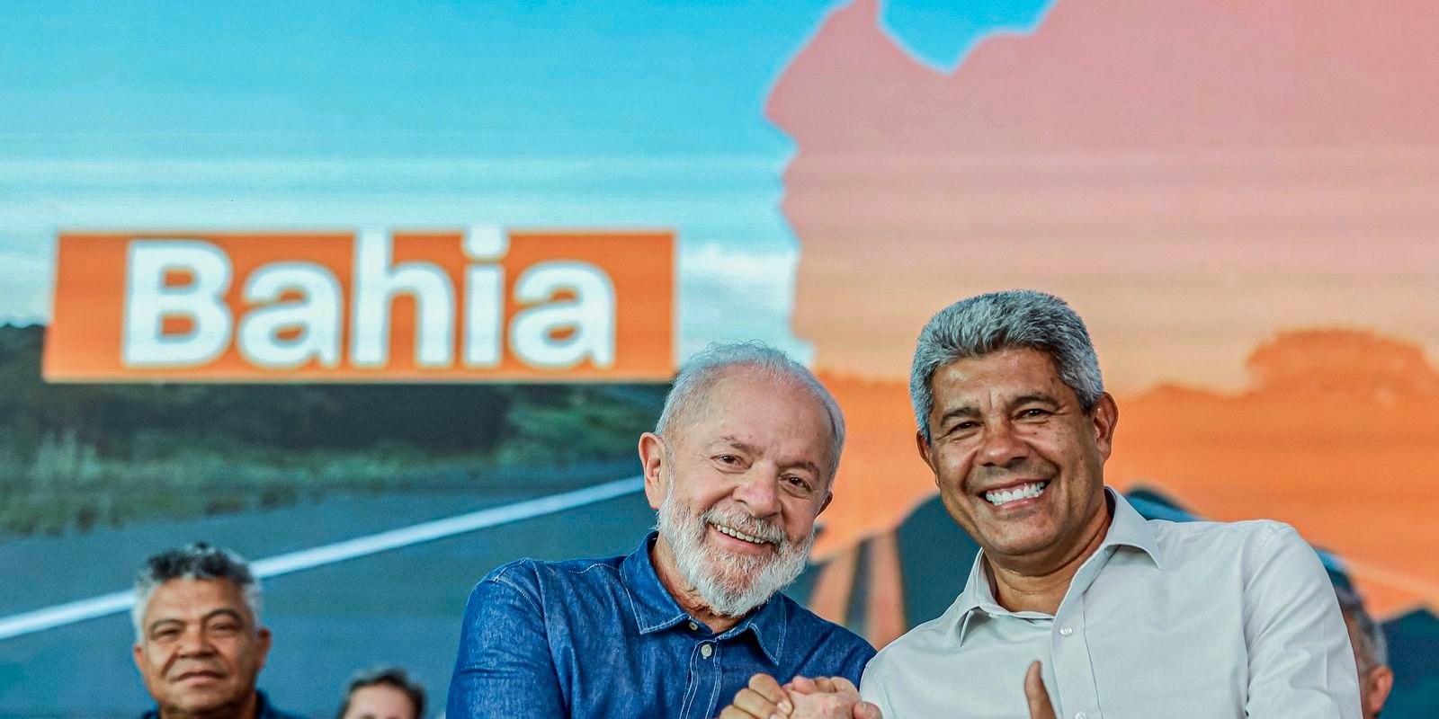 Lula inaugura duplicação na BR-116 e anuncia investimentos na Bahia