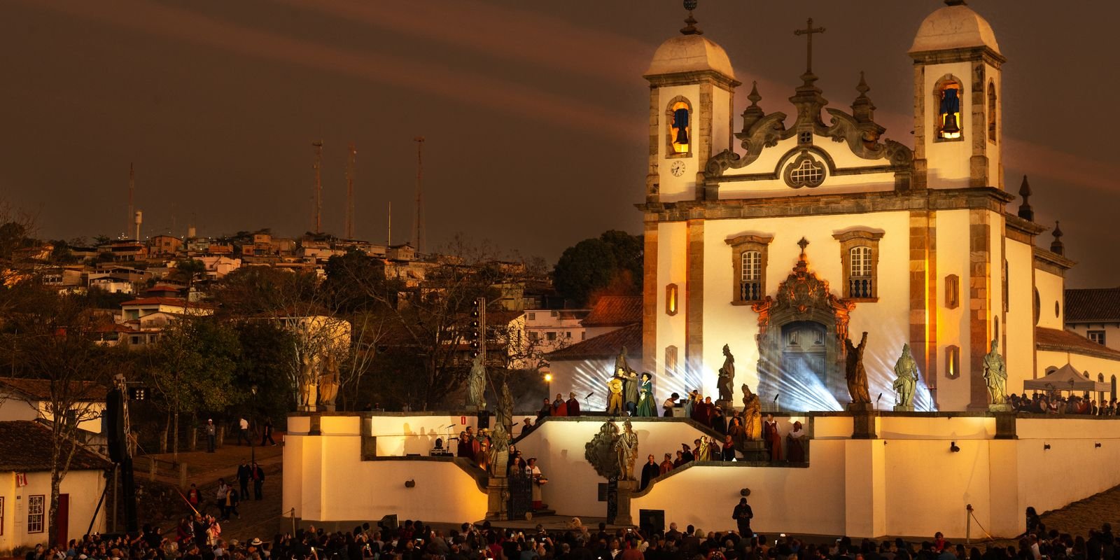 Ópera leva moradores de Congonhas a visitarem a própria história