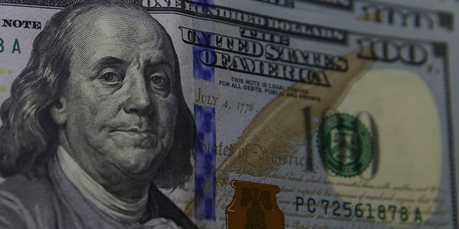 Dólar cai para R$ 5,67 no dia do anúncio da eleição de Trump