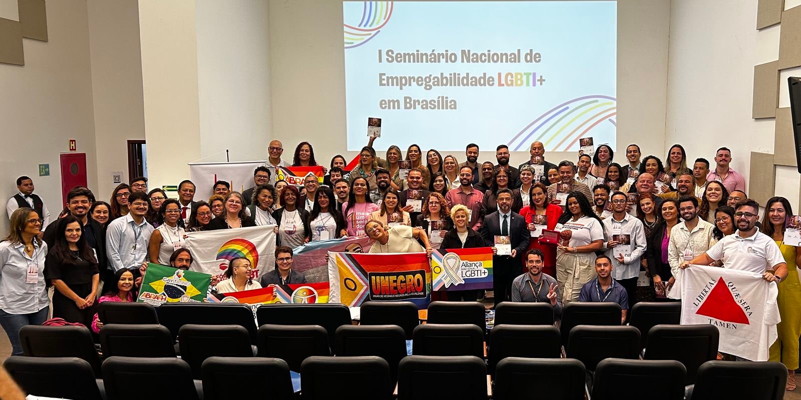 Manual oferece ferramentas para aumentar empregabilidade LGBT