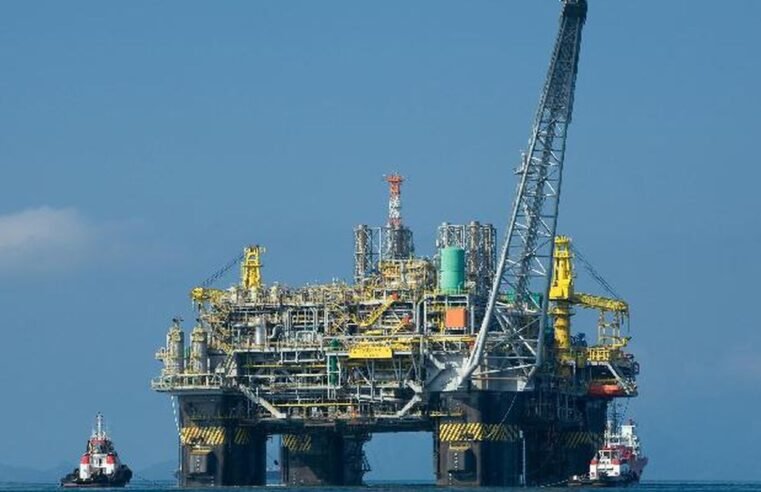 Produção de petróleo da União supera 100 mil barris diários em outubro