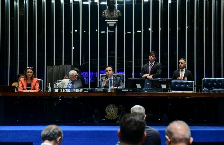 Senado aprova novos limites de gastos públicos em caso de déficit