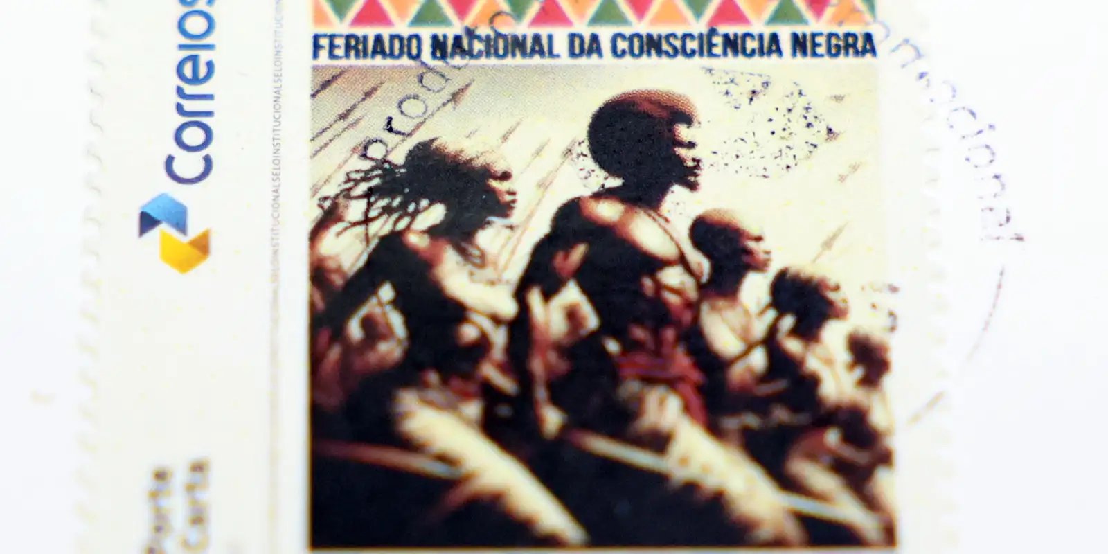 Feriado do Dia Nacional da Consciência Negra ganha selo comemorativo