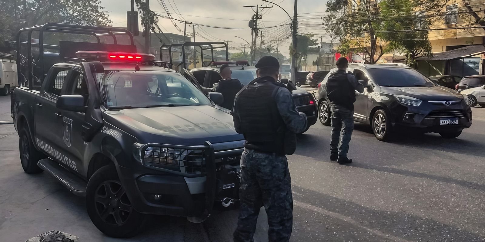 Operação na zona norte do Rio resulta na prisão de 13 pessoas