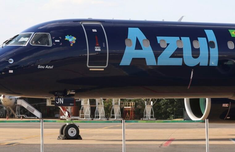 Azul suspende operação em 12 cidades brasileiras