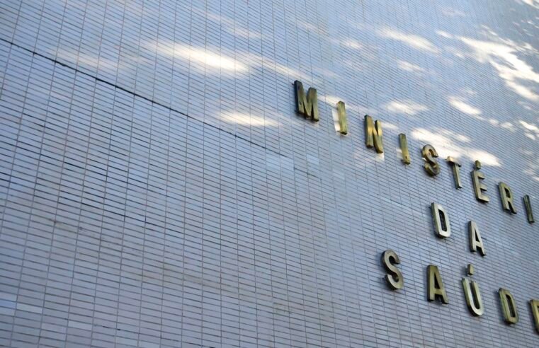 Ministério da Saúde anuncia retomada de obras em 290 municípios