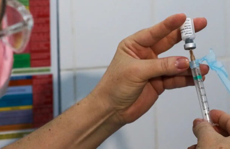 Sociedade médica alerta para baixa procura da vacina contra a dengue