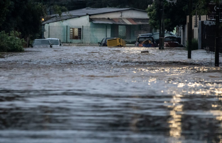 Lula faz reunião para monitorar construção de moradias no RS
