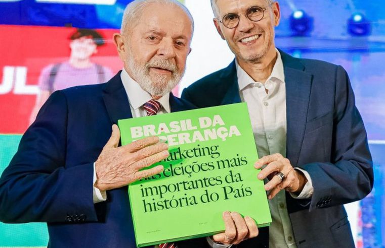 Paulo Pimenta anuncia saída, e Sidônio Palmeira assumirá Secom