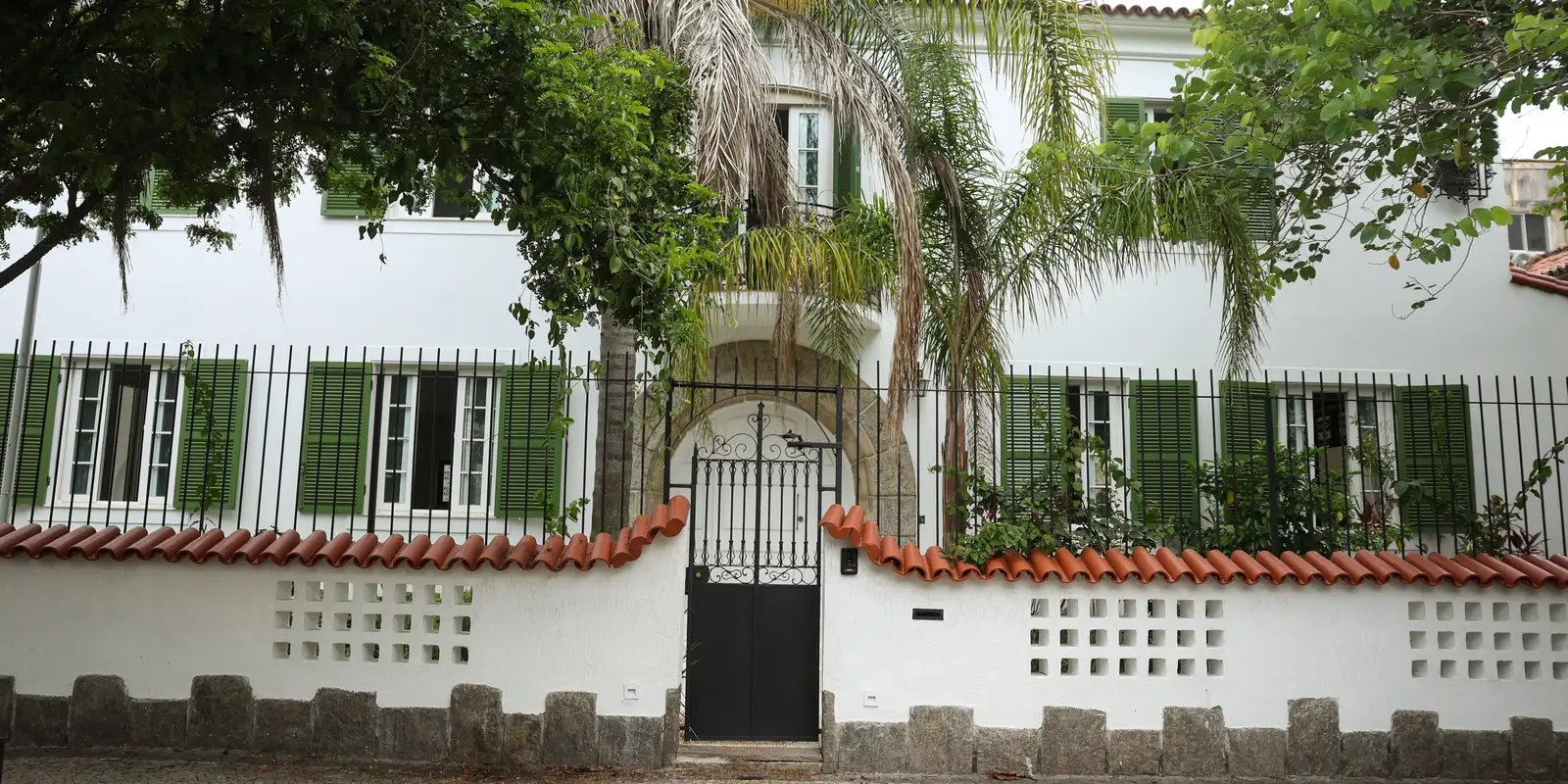 Casa usada em gravações de “Ainda Estou Aqui” atrai fãs e curiosos