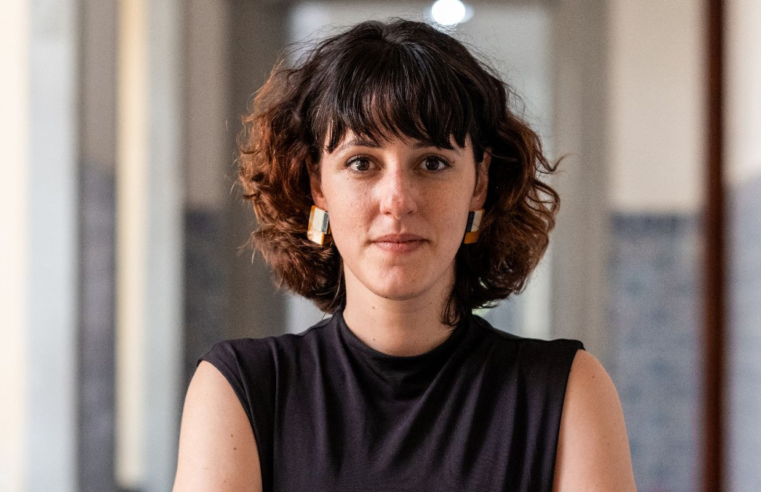 Pesquisadora defende parceria internacional para regular redes sociais