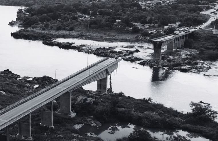 Sobe para 12 total de mortos após queda de ponte