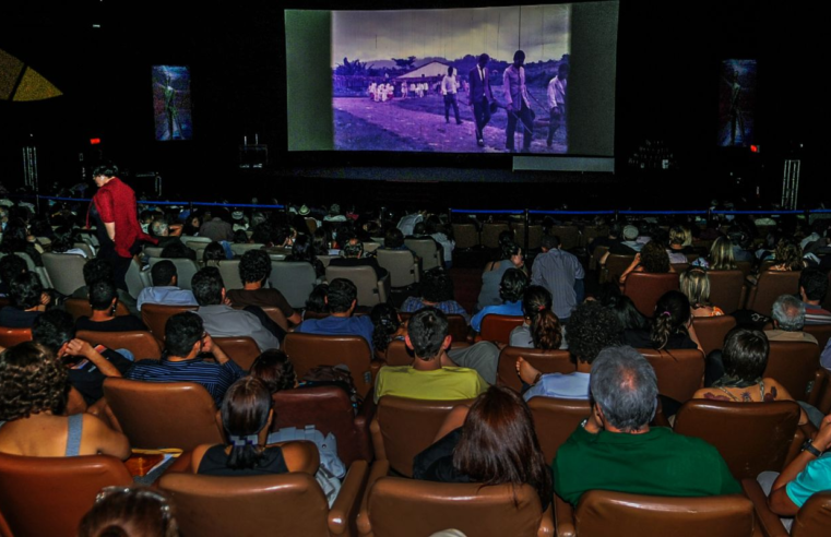 Mostra de Cinema de Tiradentes homenageará atriz Bruna Linzmeyer