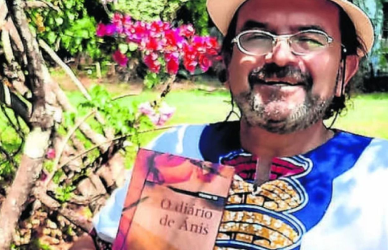 Morre em Brasília o poeta e compositor Vicente Sá