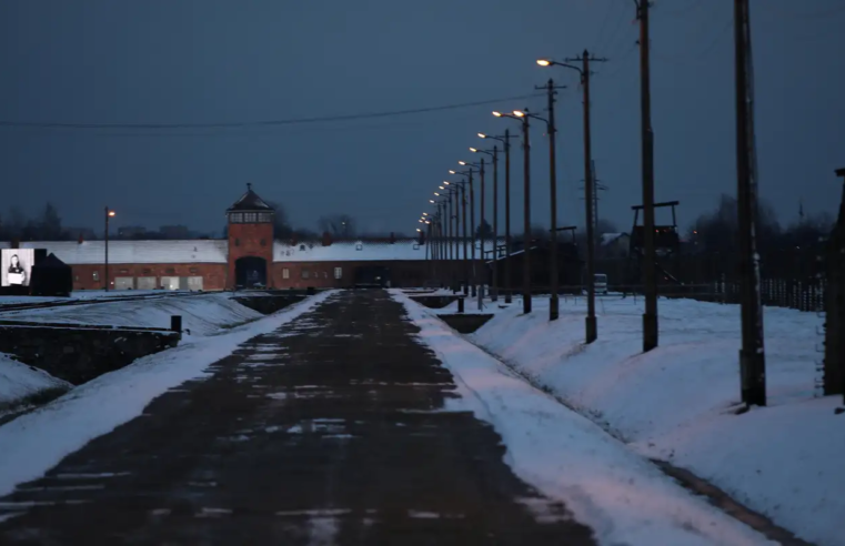 “Palco de uma brutalidade indescritível”, diz Lula sobre Auschwitz