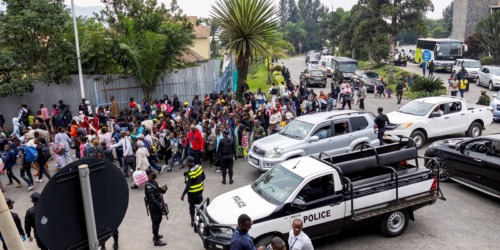 Diversas embaixadas, dentre elas a do Brasil, são atacadas no Congo
