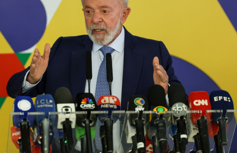 "Maior programa de crédito do país", diz Lula sobre consignado CLT