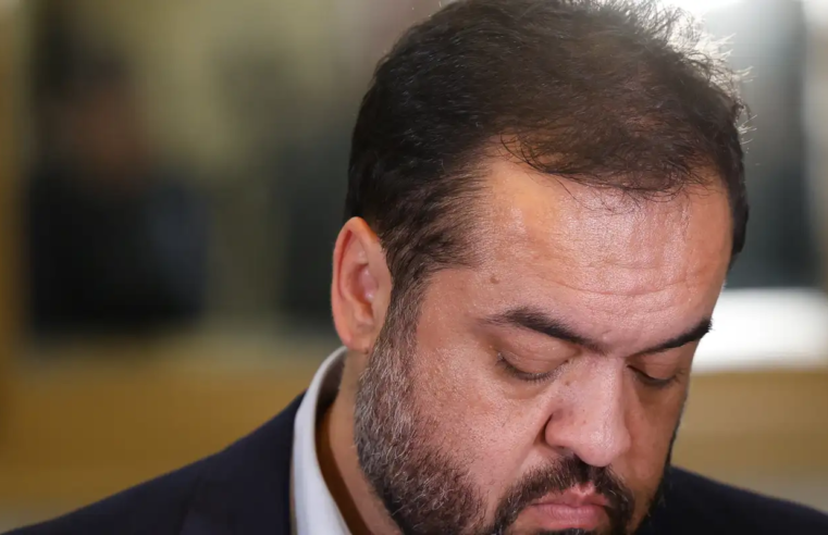 Julgamento de cassação do governador do Rio é suspenso